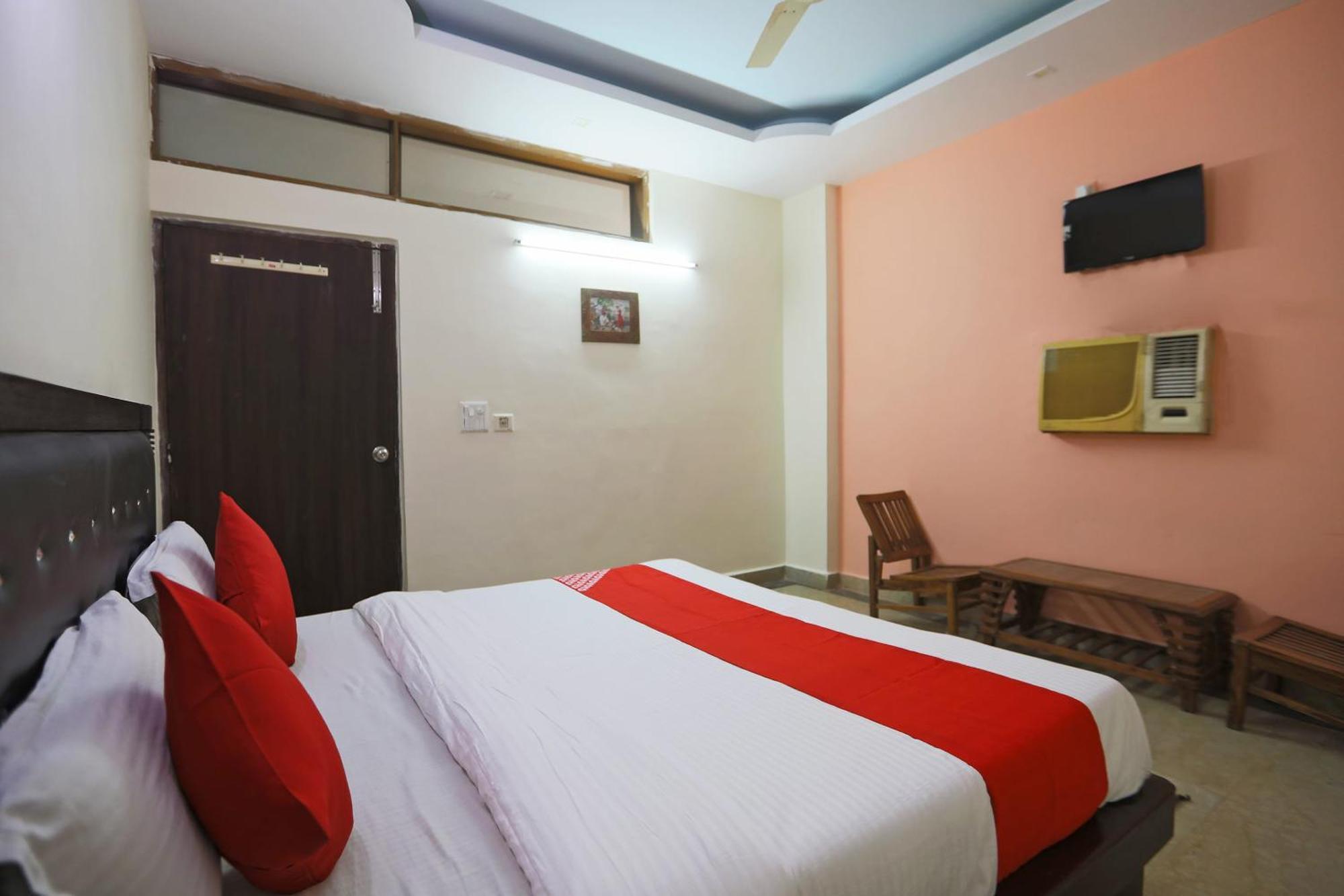 Hotel O Ashoka Inn Hotel Near Botanical Garden โนอิดา ภายนอก รูปภาพ