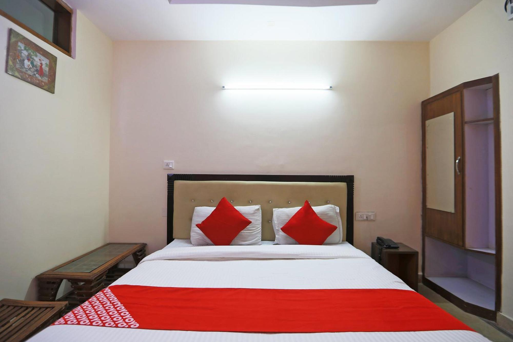 Hotel O Ashoka Inn Hotel Near Botanical Garden โนอิดา ภายนอก รูปภาพ