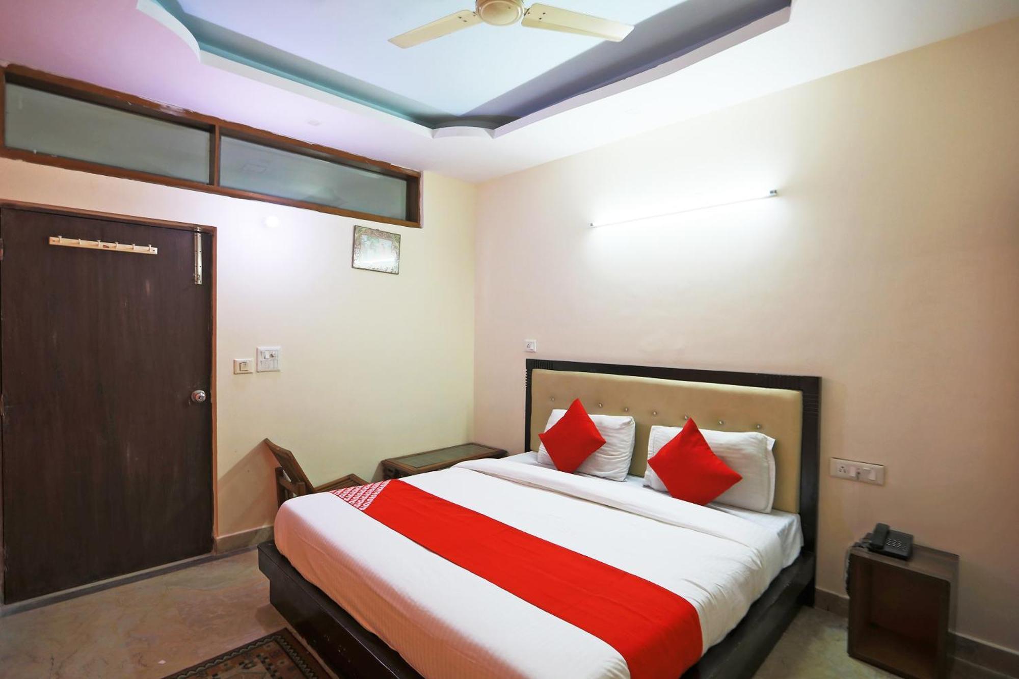 Hotel O Ashoka Inn Hotel Near Botanical Garden โนอิดา ภายนอก รูปภาพ