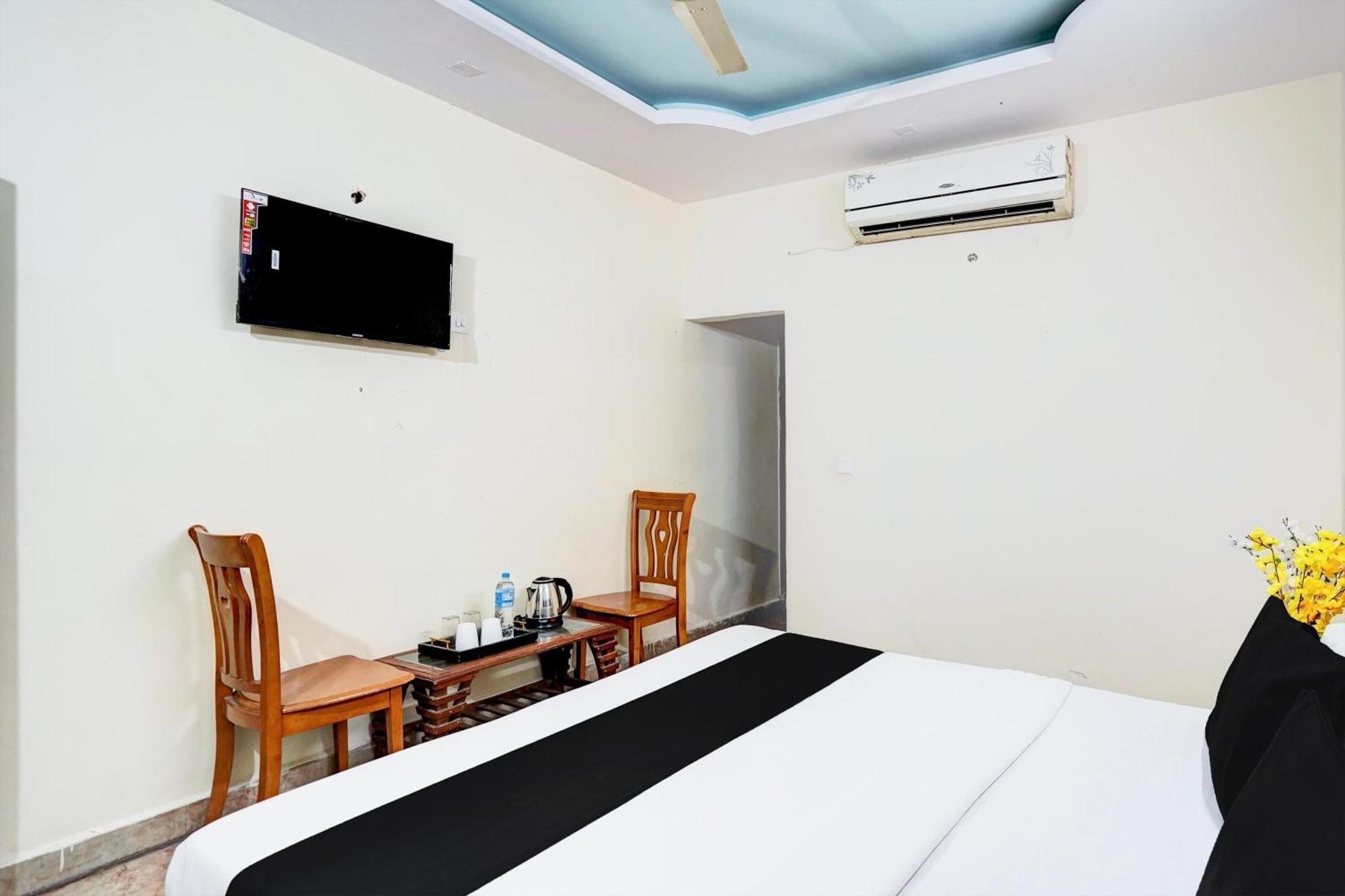 Hotel O Ashoka Inn Hotel Near Botanical Garden โนอิดา ภายนอก รูปภาพ
