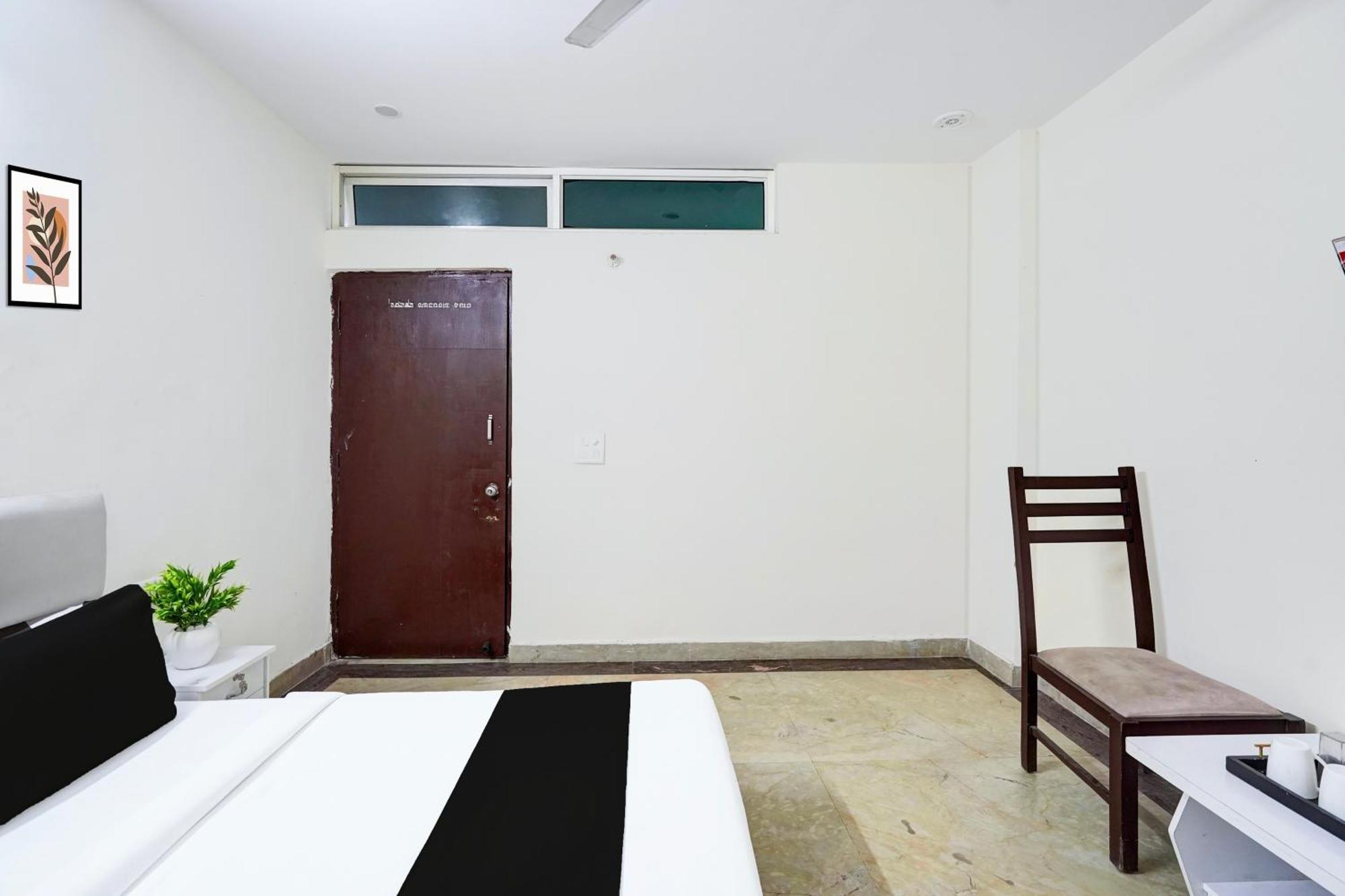 Hotel O Ashoka Inn Hotel Near Botanical Garden โนอิดา ภายนอก รูปภาพ